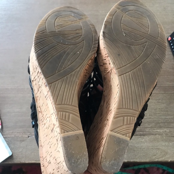 Nine west wedges - Picture 7 of 7